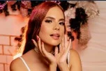 Liveprivates Posing Redhead Cam Girl
