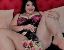 Jerkmate Smiling BBW Cam Model