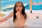 Bim Bim Asian Cam Girl on bath