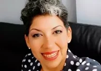 Liveprivates Greyhead Granny Cam Model